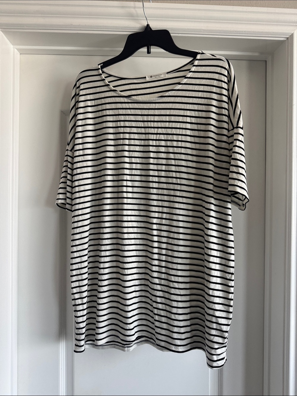Striped Long Sleeve Tee - Black & White